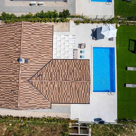 Villa Verde Вилла *