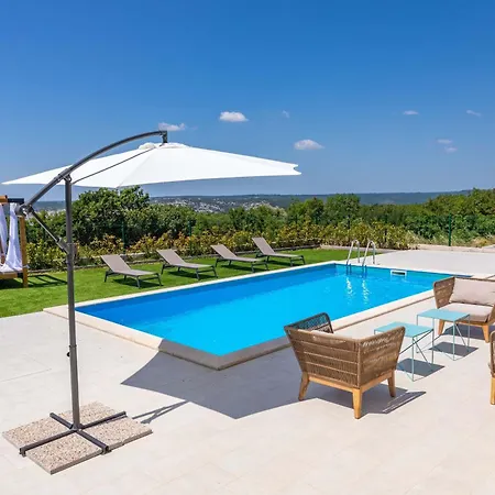 Вилла Villa Verde Diminici